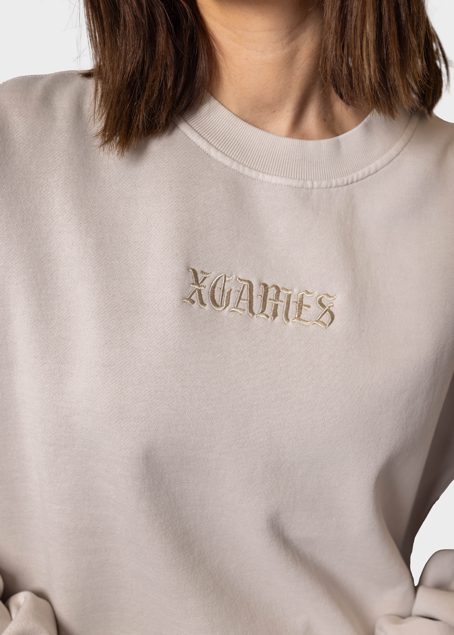 #8 Aspen 2025 Bone Logo Crewneck