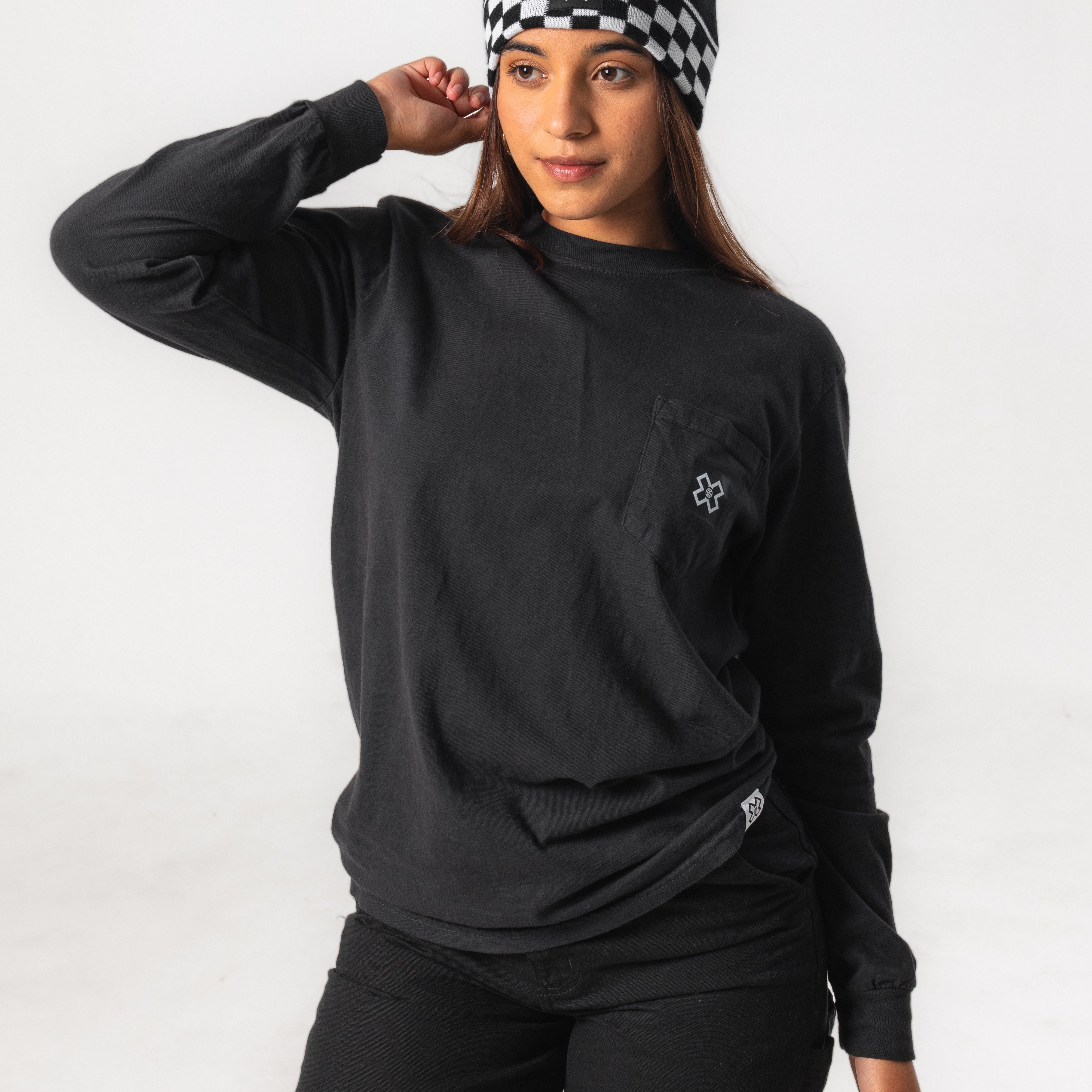 #22 Pocket Long Sleeve